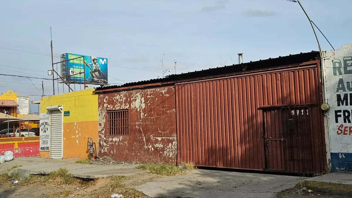 Local Comercial Spot2