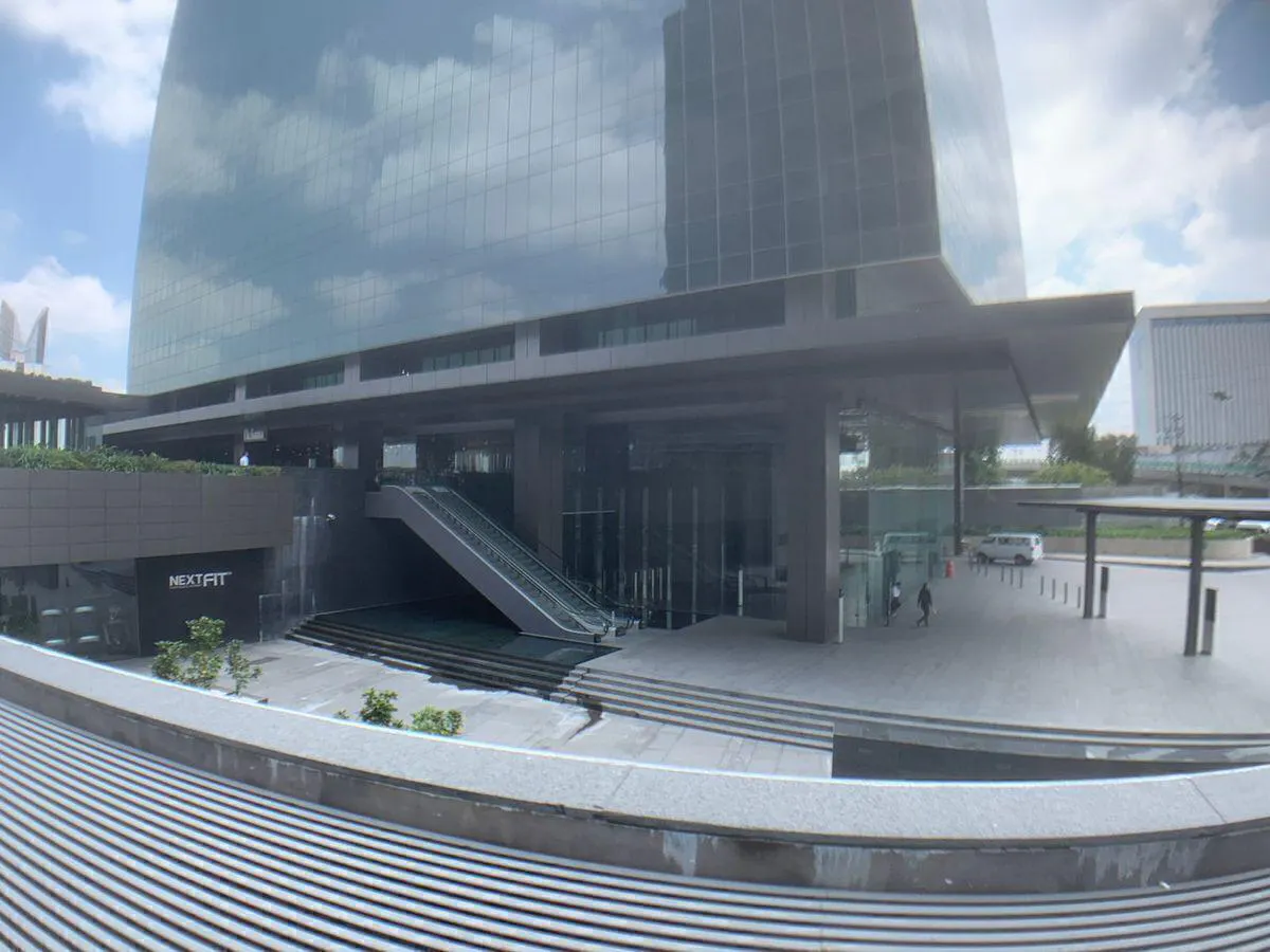 Local Comercial Spot2