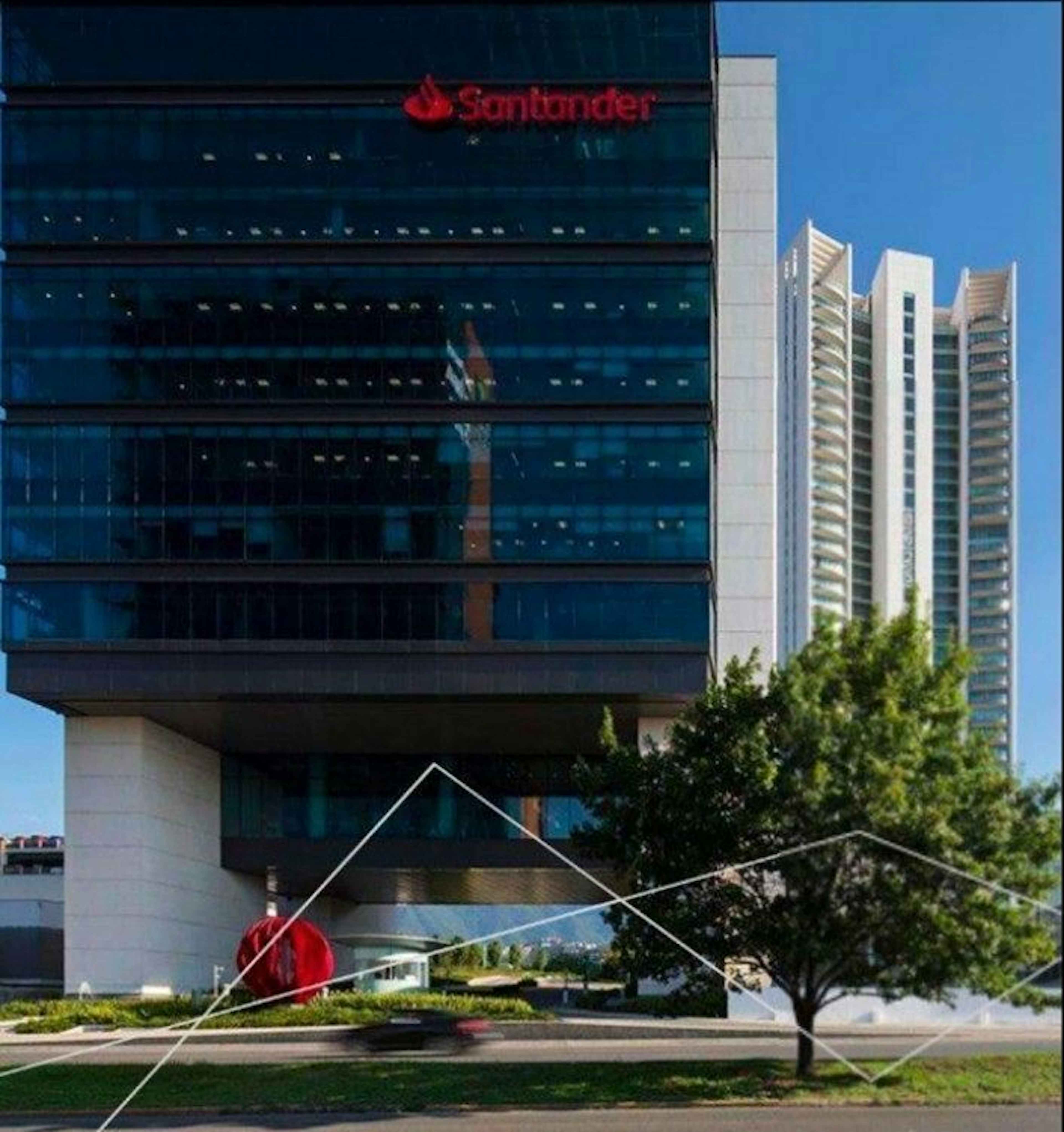 Avenida Del Roble 660