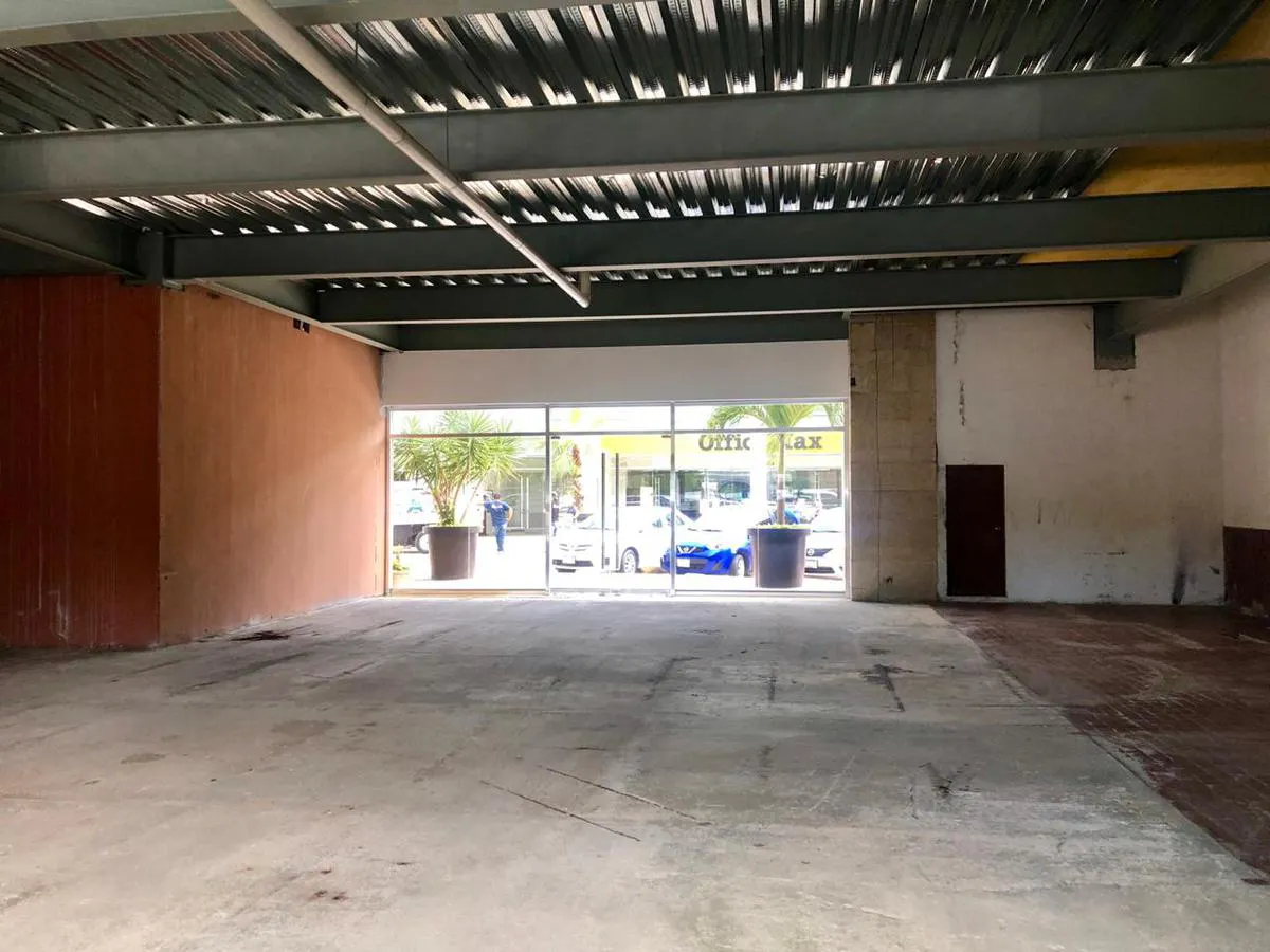 Local Comercial Spot2
