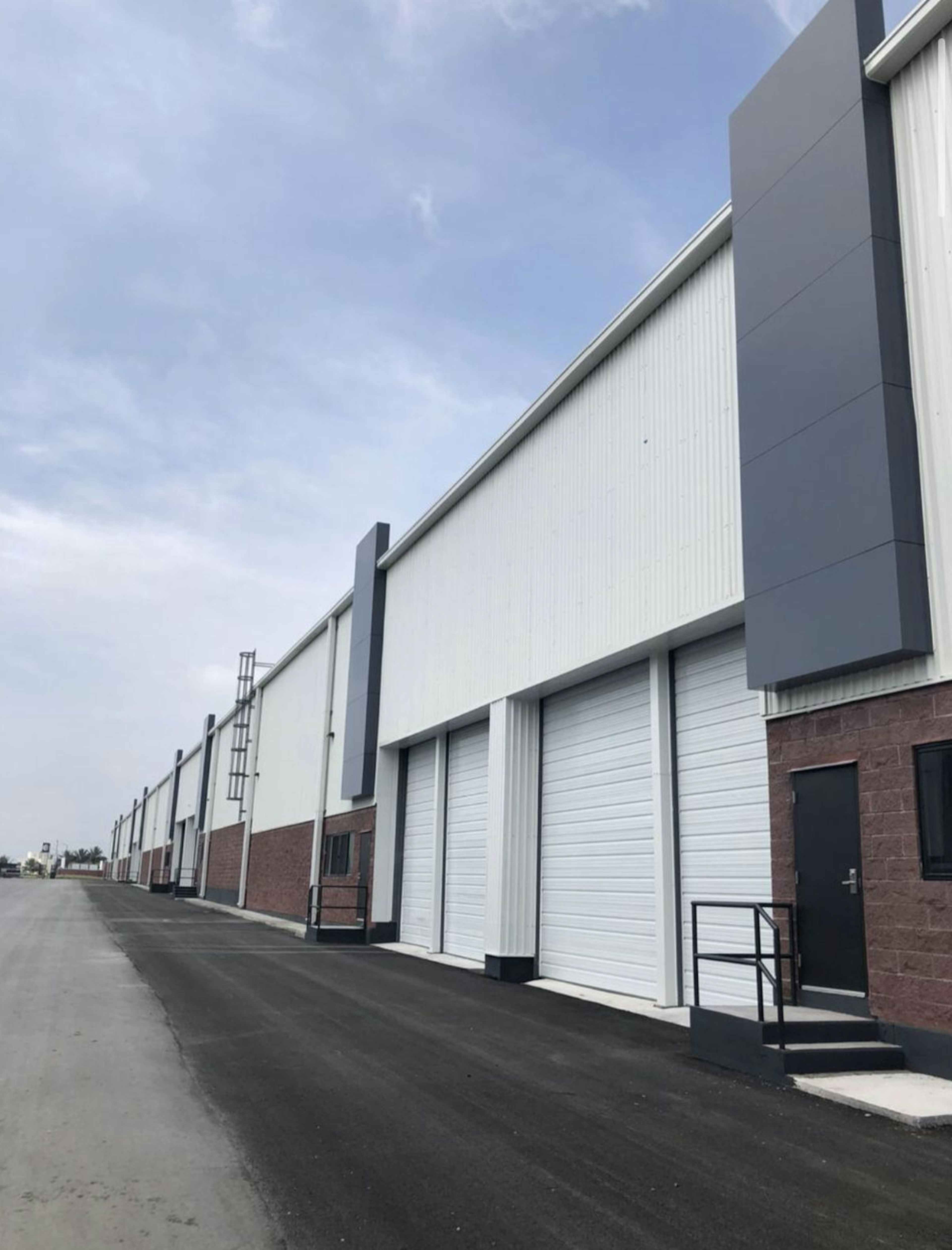 Avenida De La Industria 14