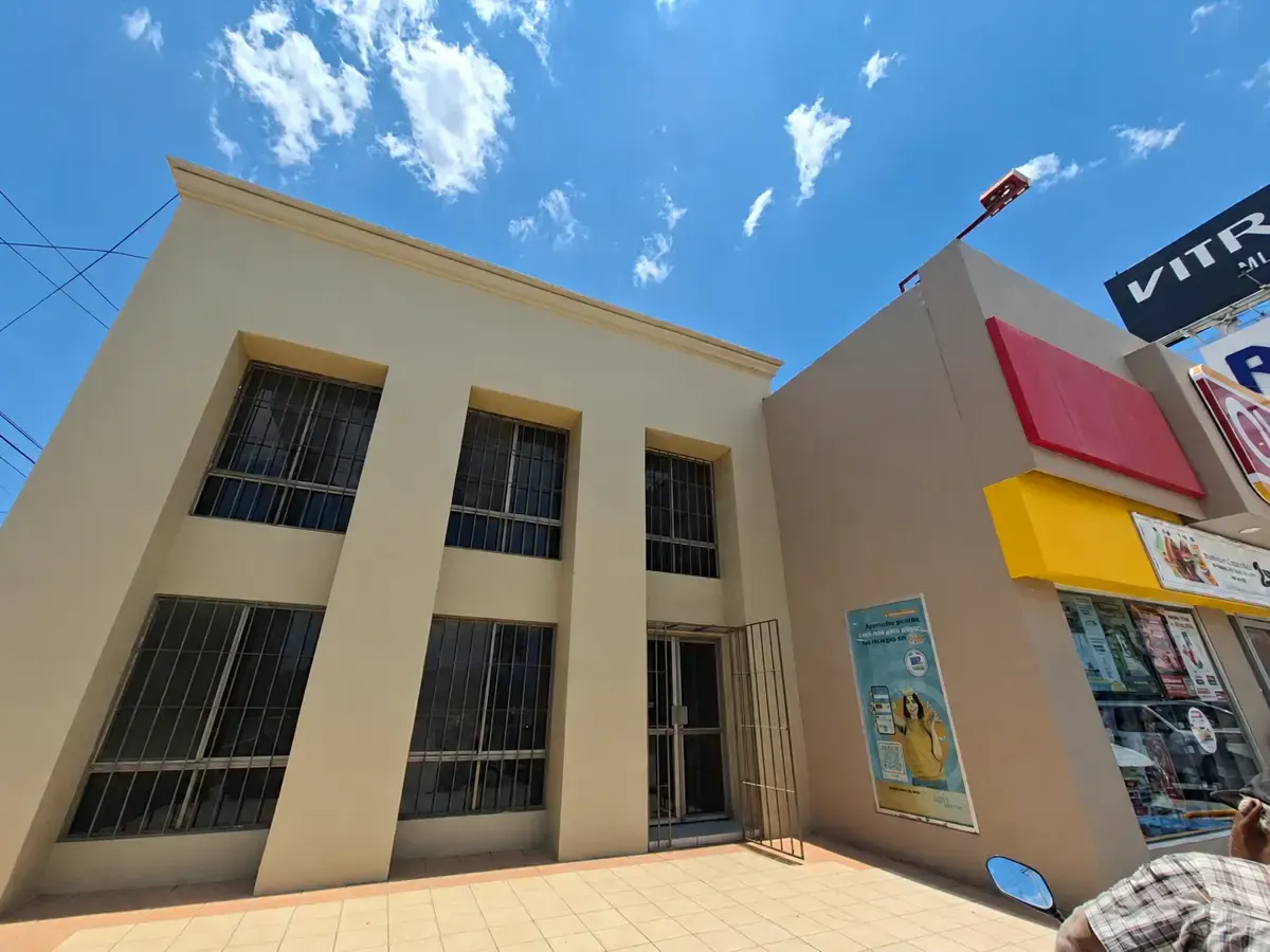 Local Comercial Spot2