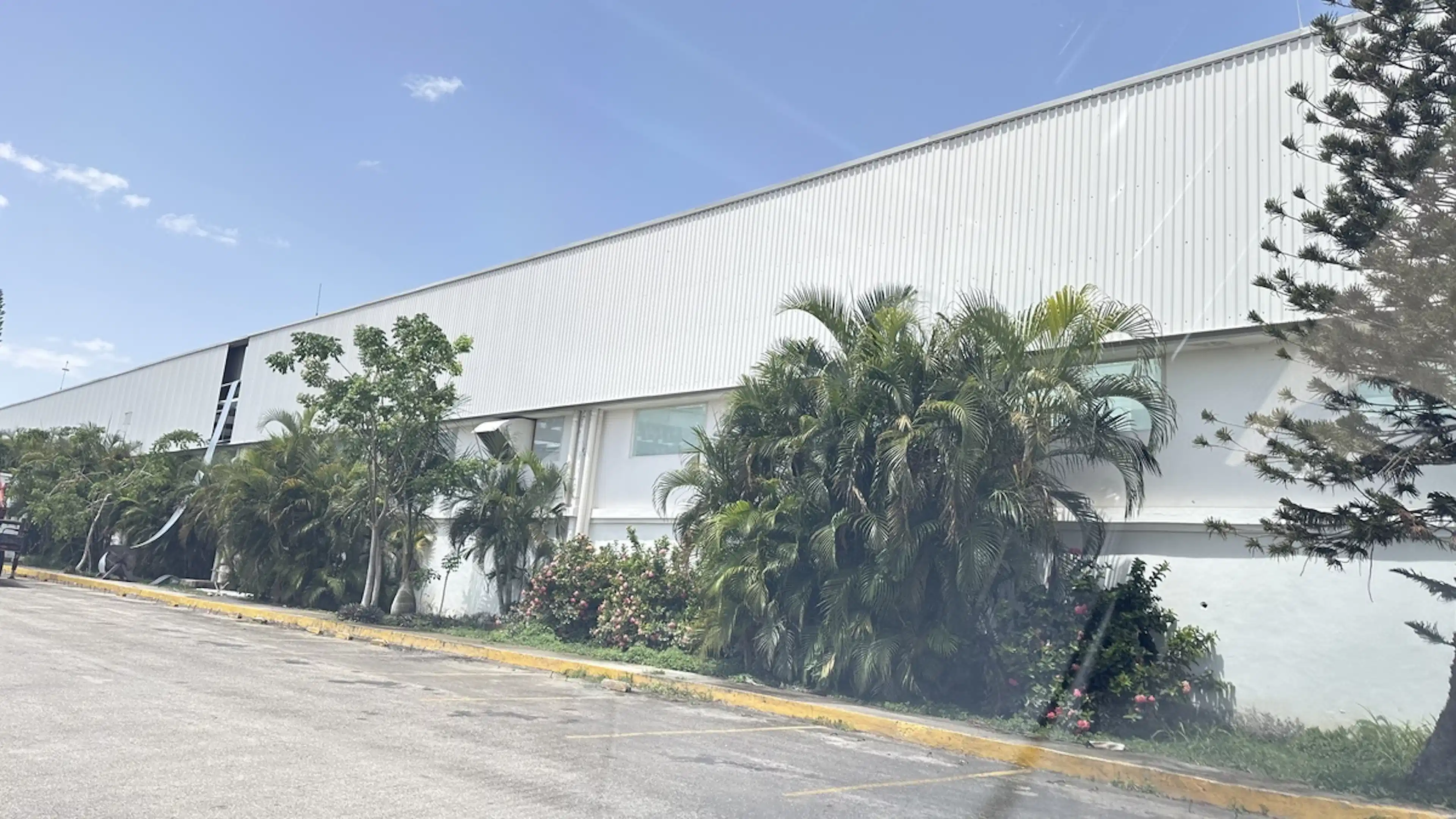 Nave Industrial de 13,320 m2 en Zona Norte de Merida