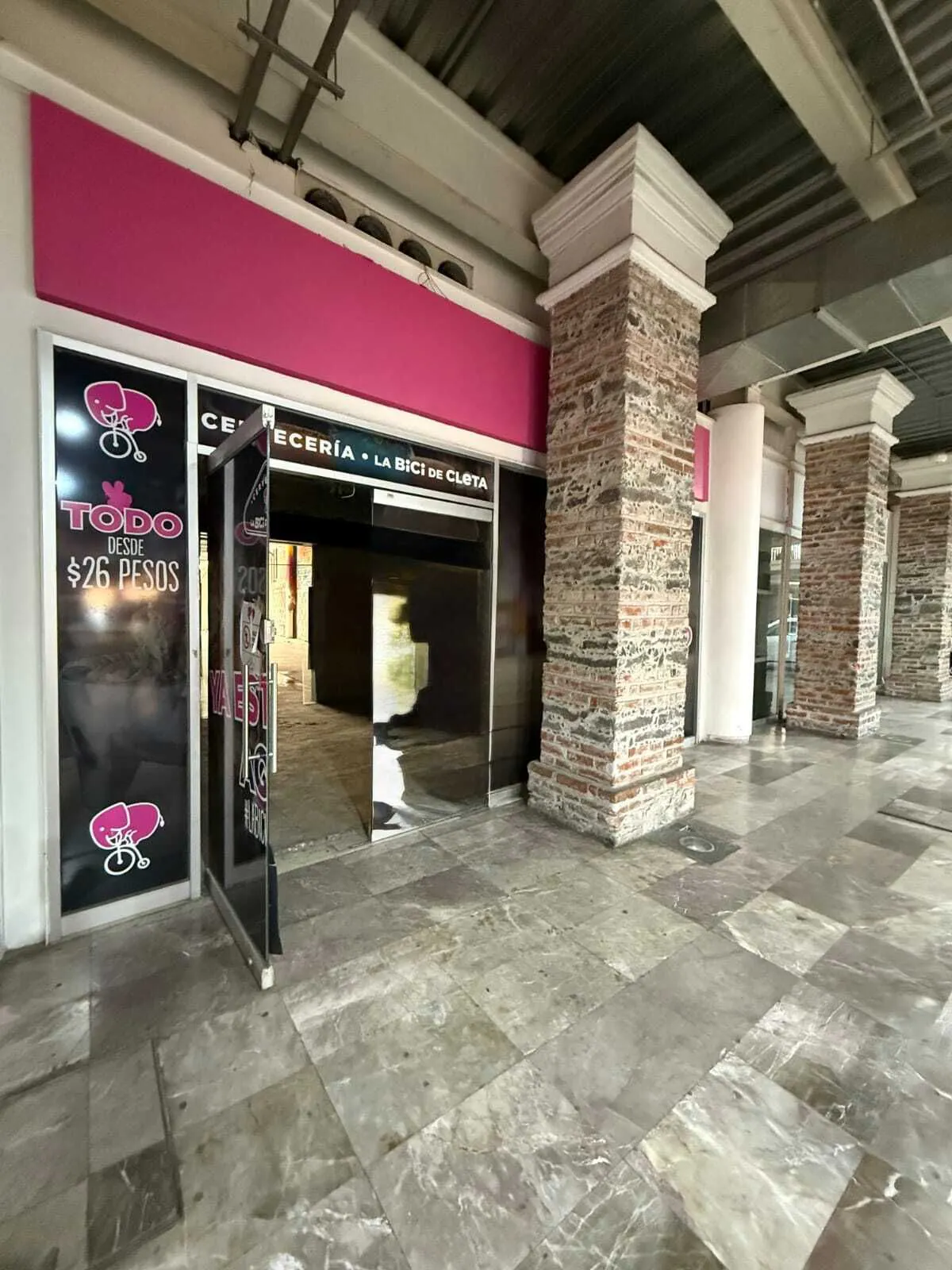Local Comercial Spot2