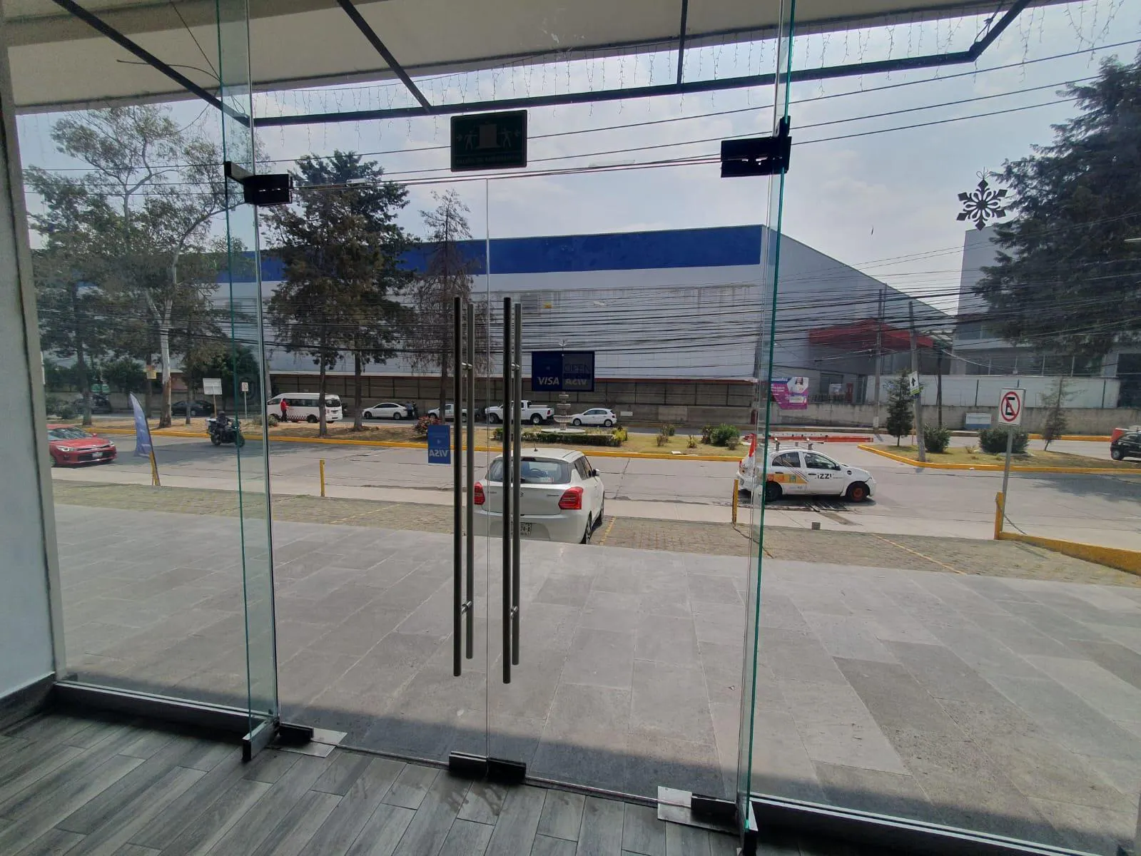 Local Comercial Spot2