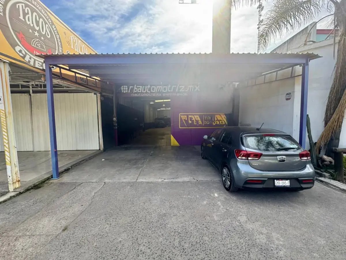 Local Comercial Spot2