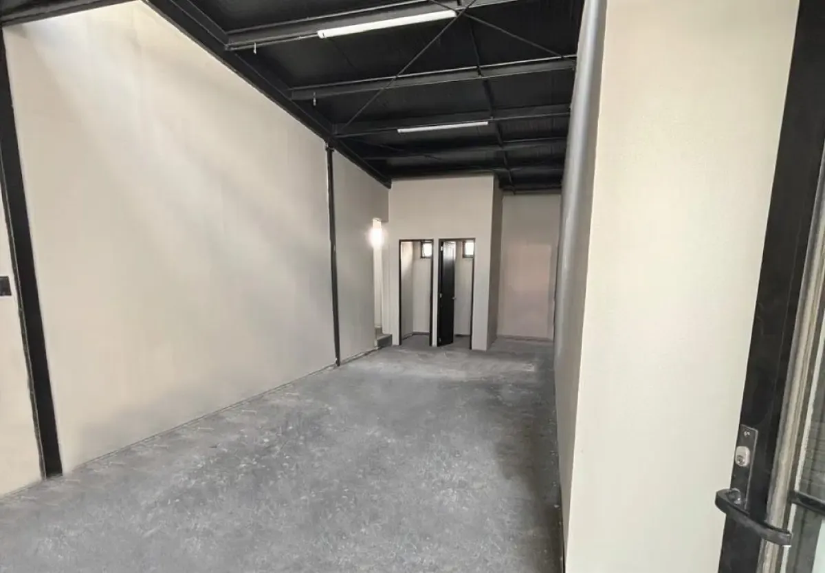 Local Comercial Spot2