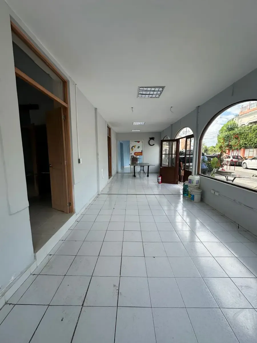 Local Comercial Spot2