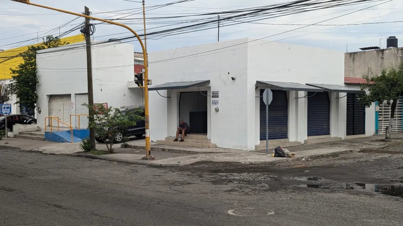 Local Comercial Spot2