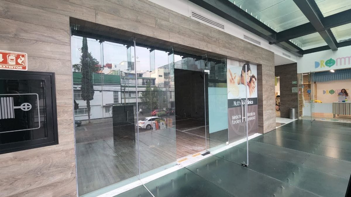 Local Comercial Spot2