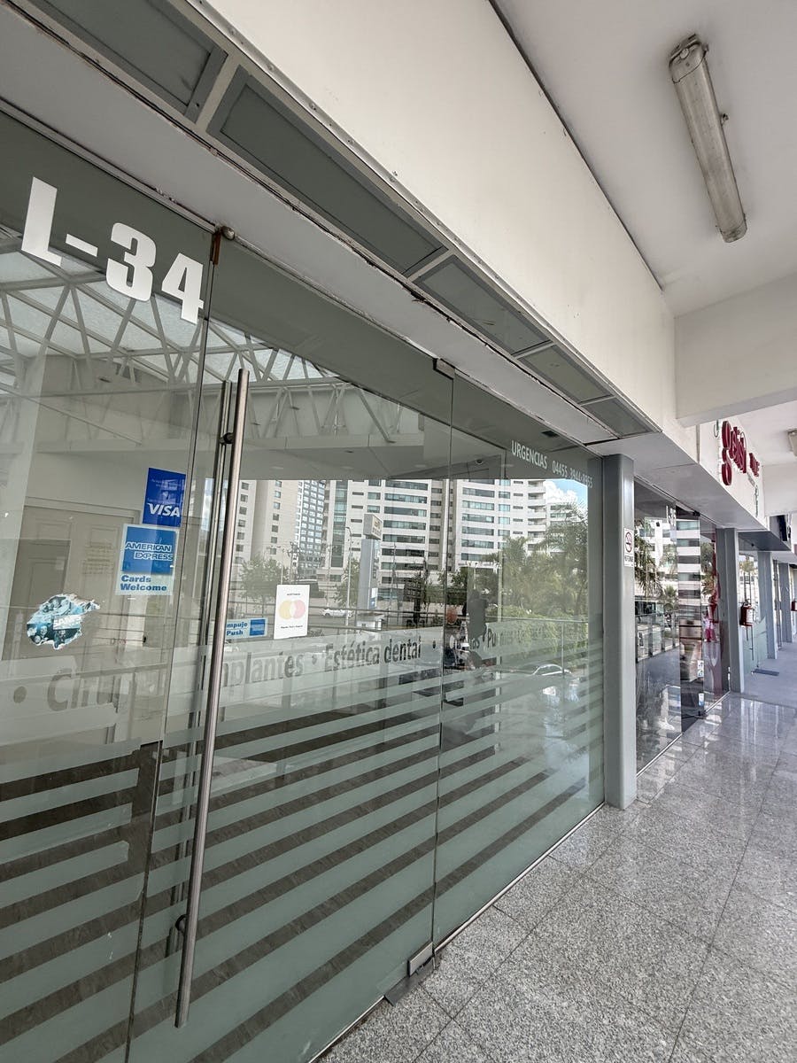 Local Comercial Spot2