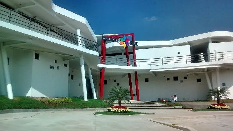 Local Comercial Spot2