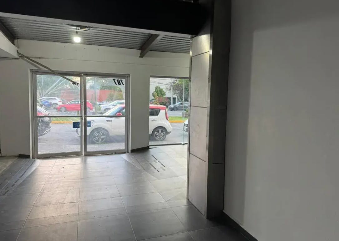 Local Comercial Spot2