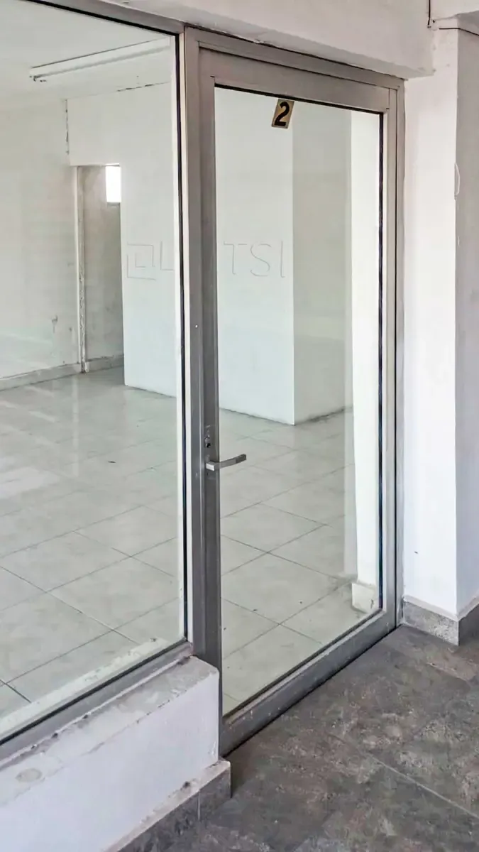 Local Comercial Spot2