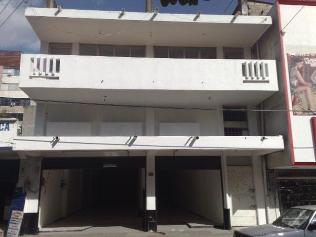 Local Comercial Spot2