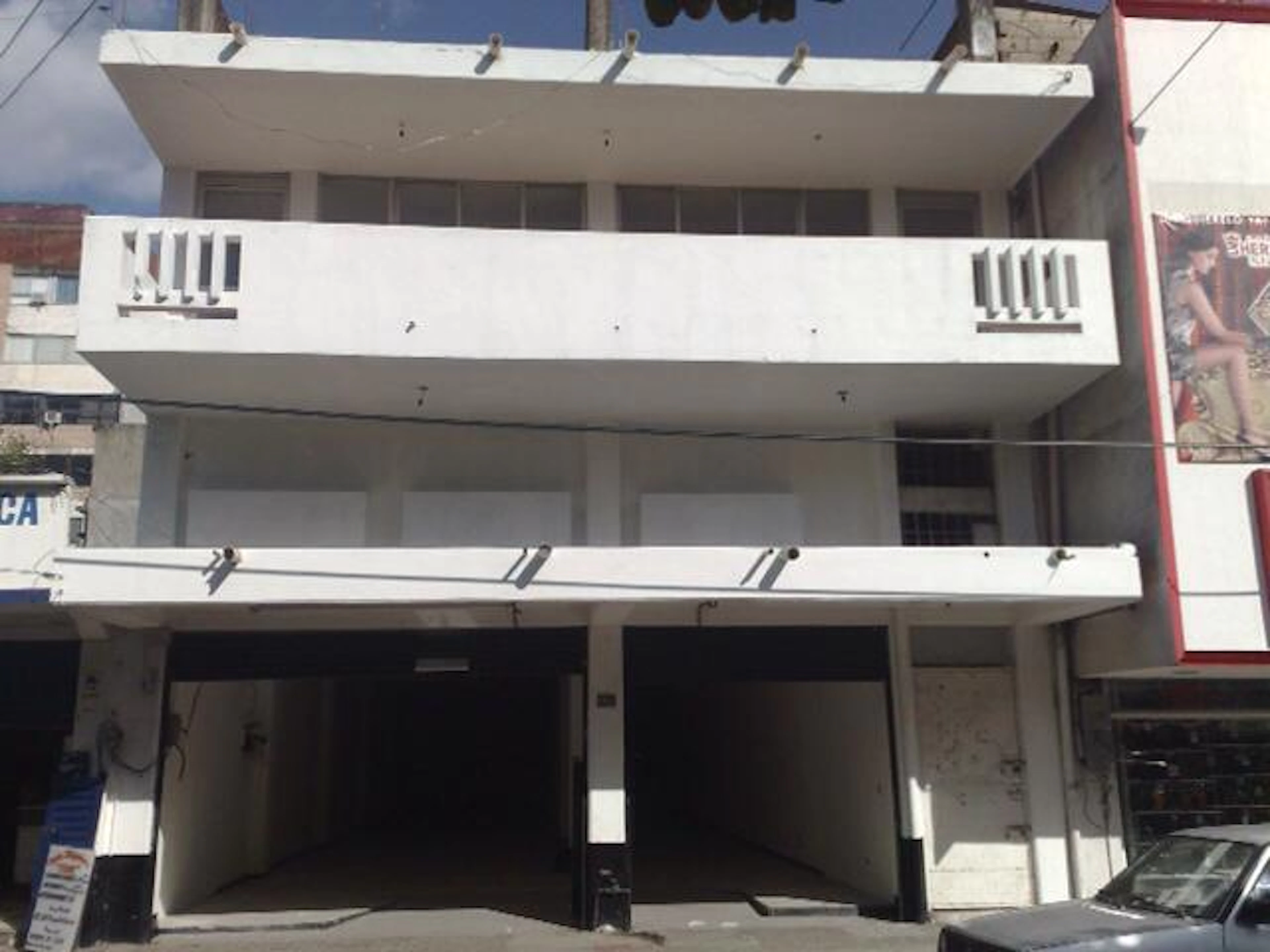 Local Comercial Spot2