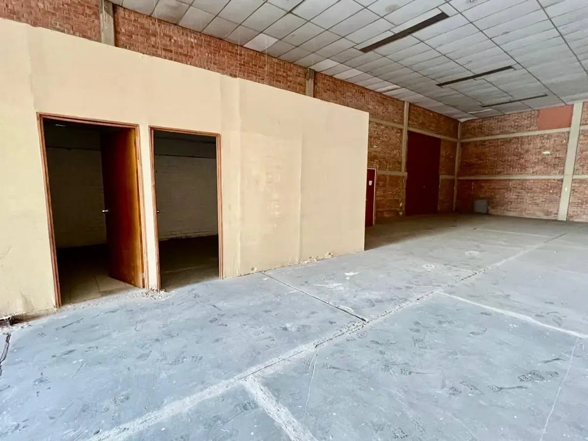 Local Comercial Spot2