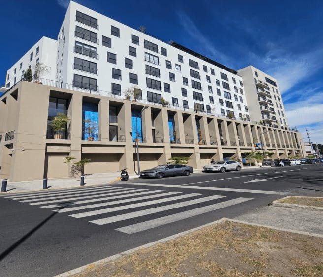 Local Comercial Spot2