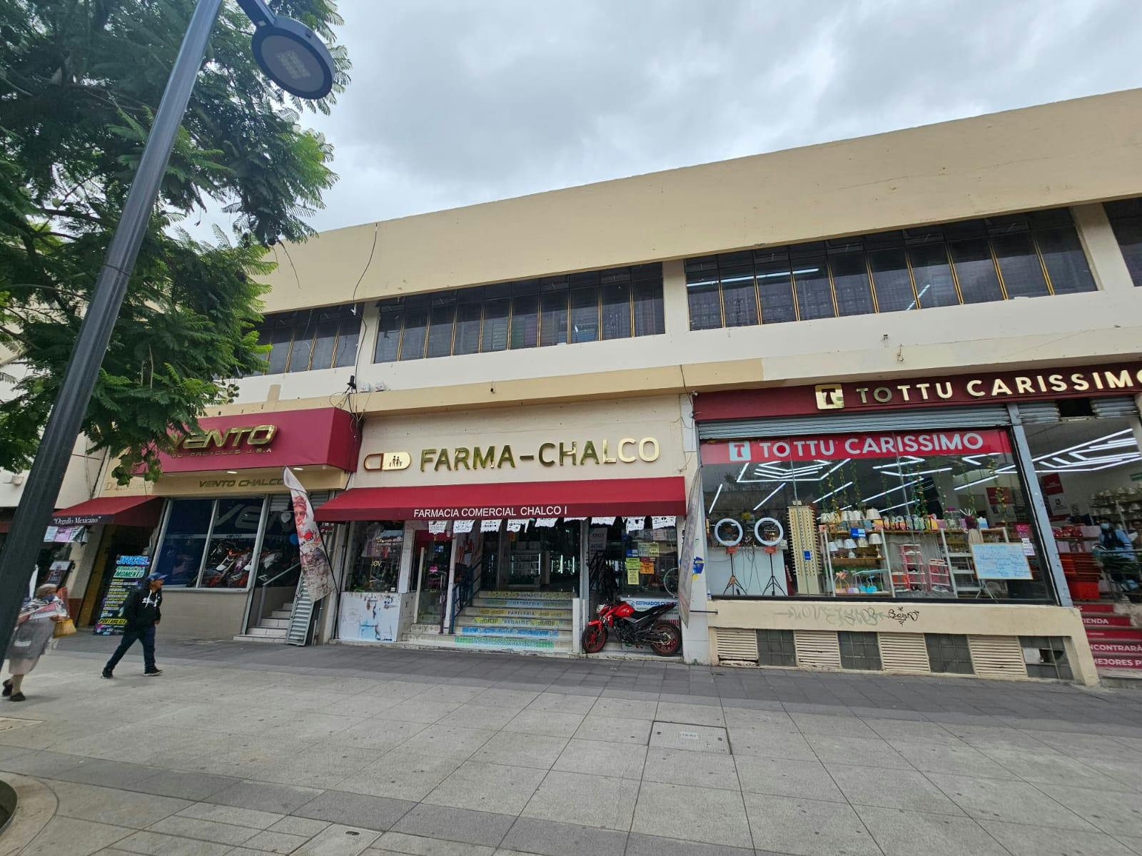 Local Comercial Spot2