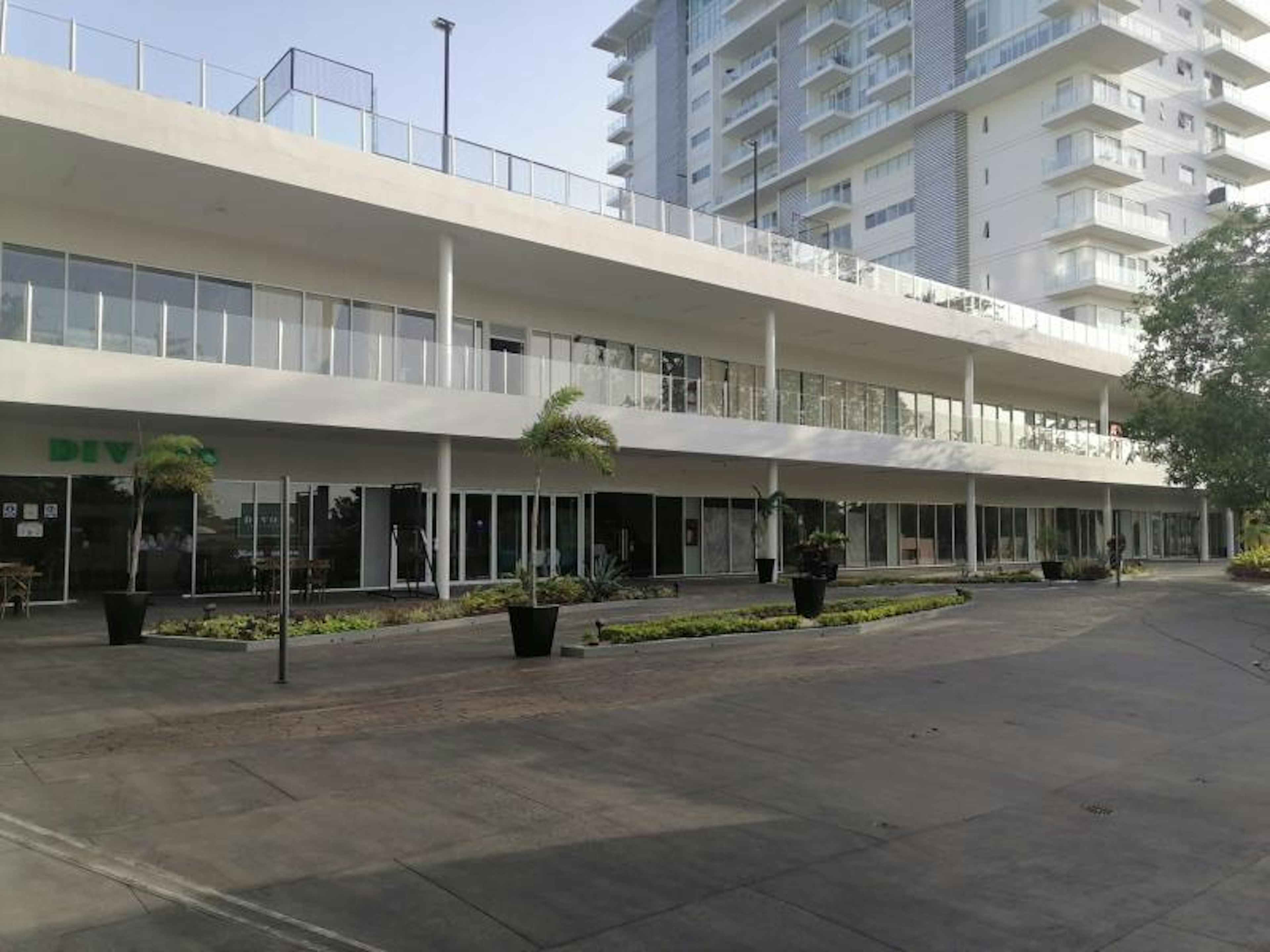 Av. Prolongacion De 27 De Febrero 3303