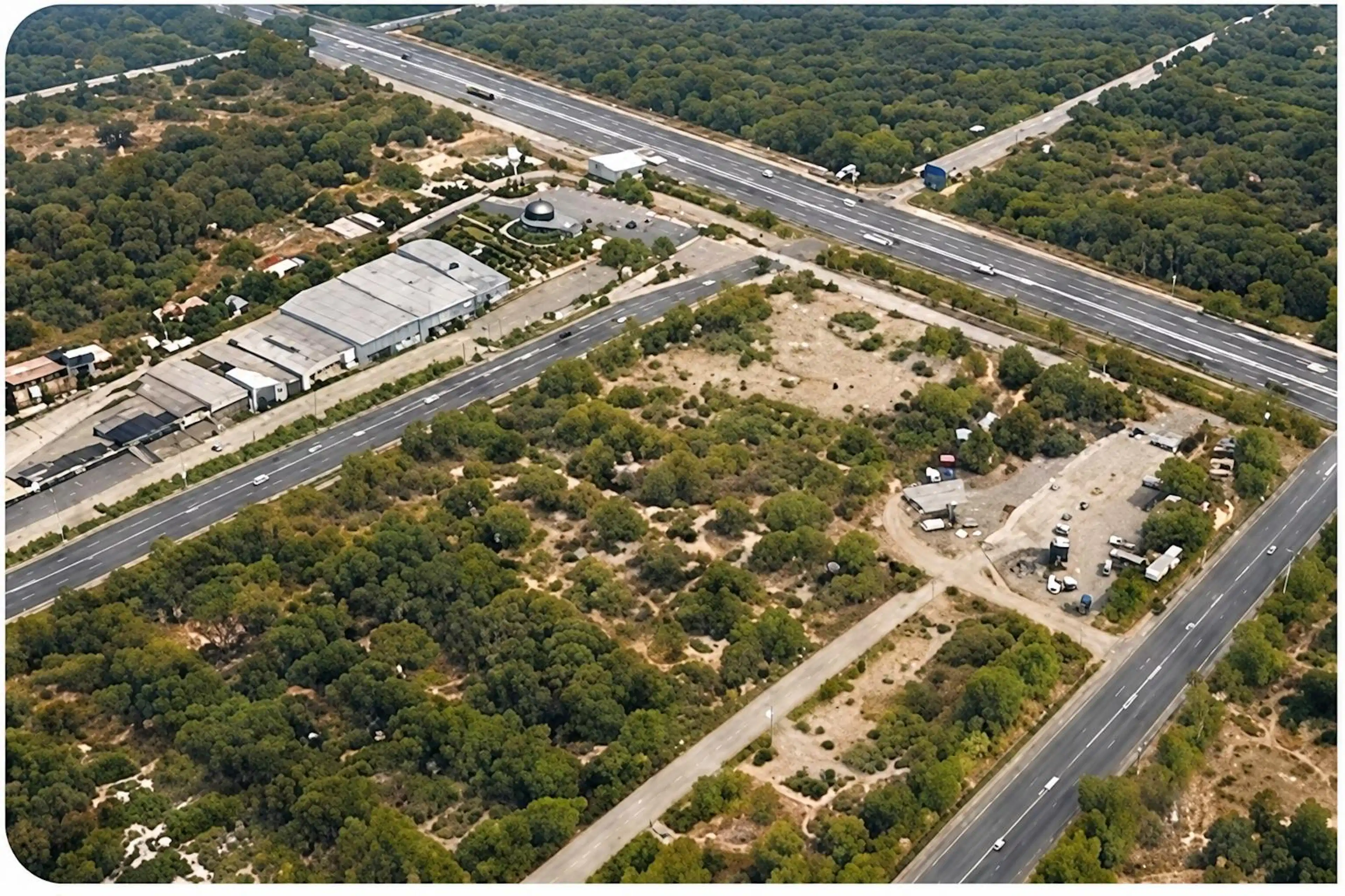 RENTA Terreno comercial de13,09 m² sobre CARRETERA REYNOSA con acceso por Av. San Pablo