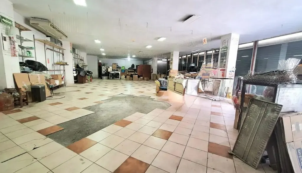 Local Comercial Spot2