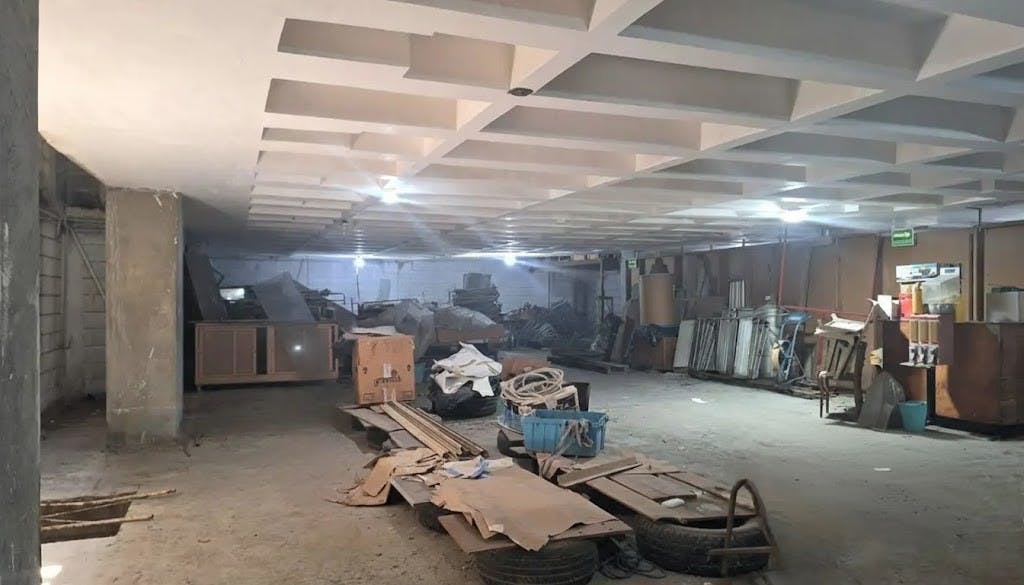 Local Comercial Spot2