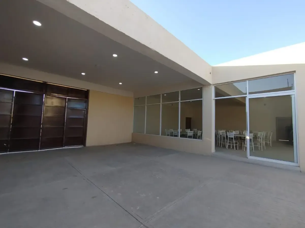 Local Comercial Spot2