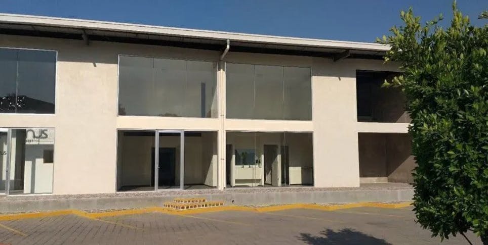 Local Comercial Spot2