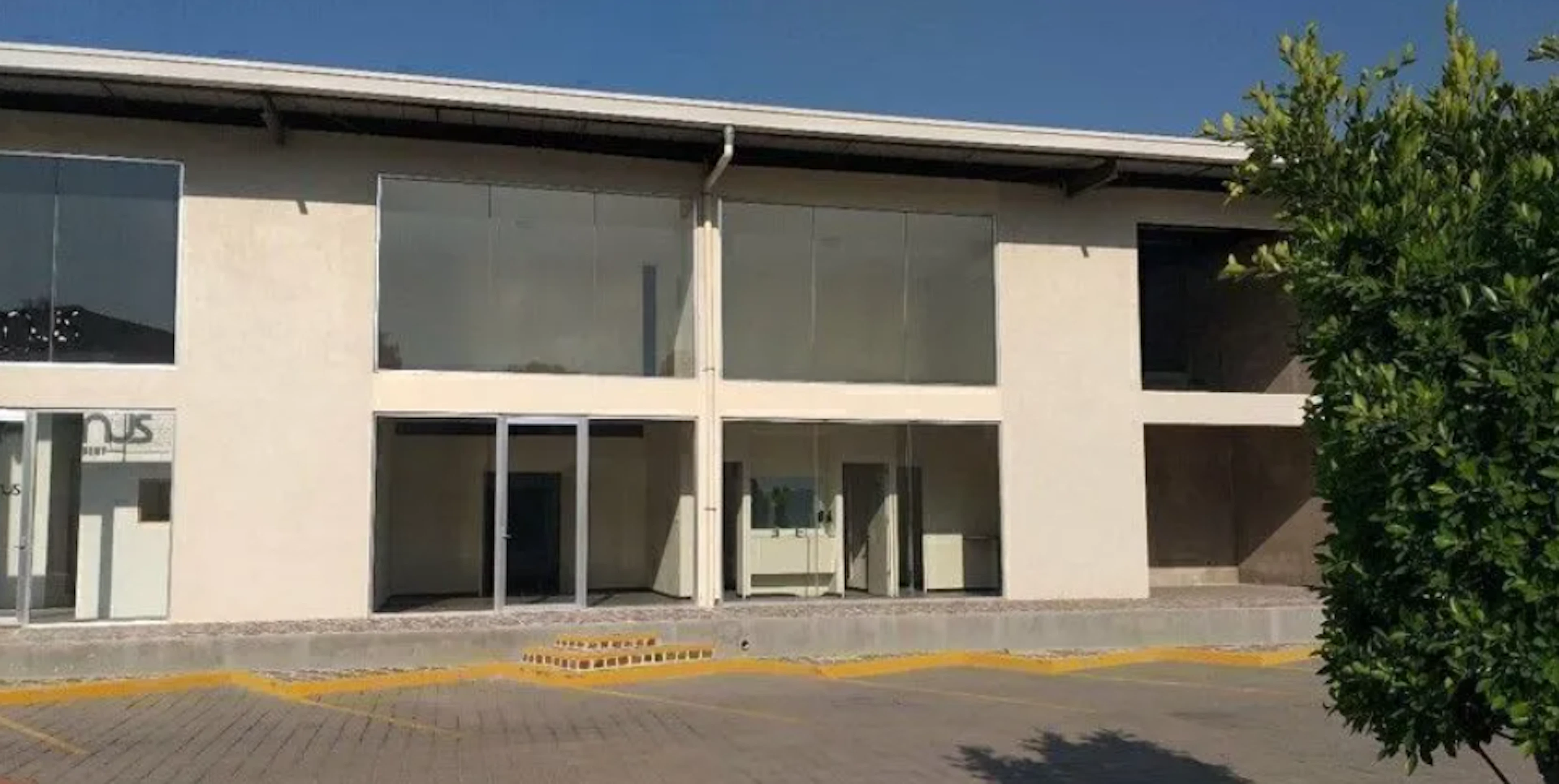 Local Comercial Spot2