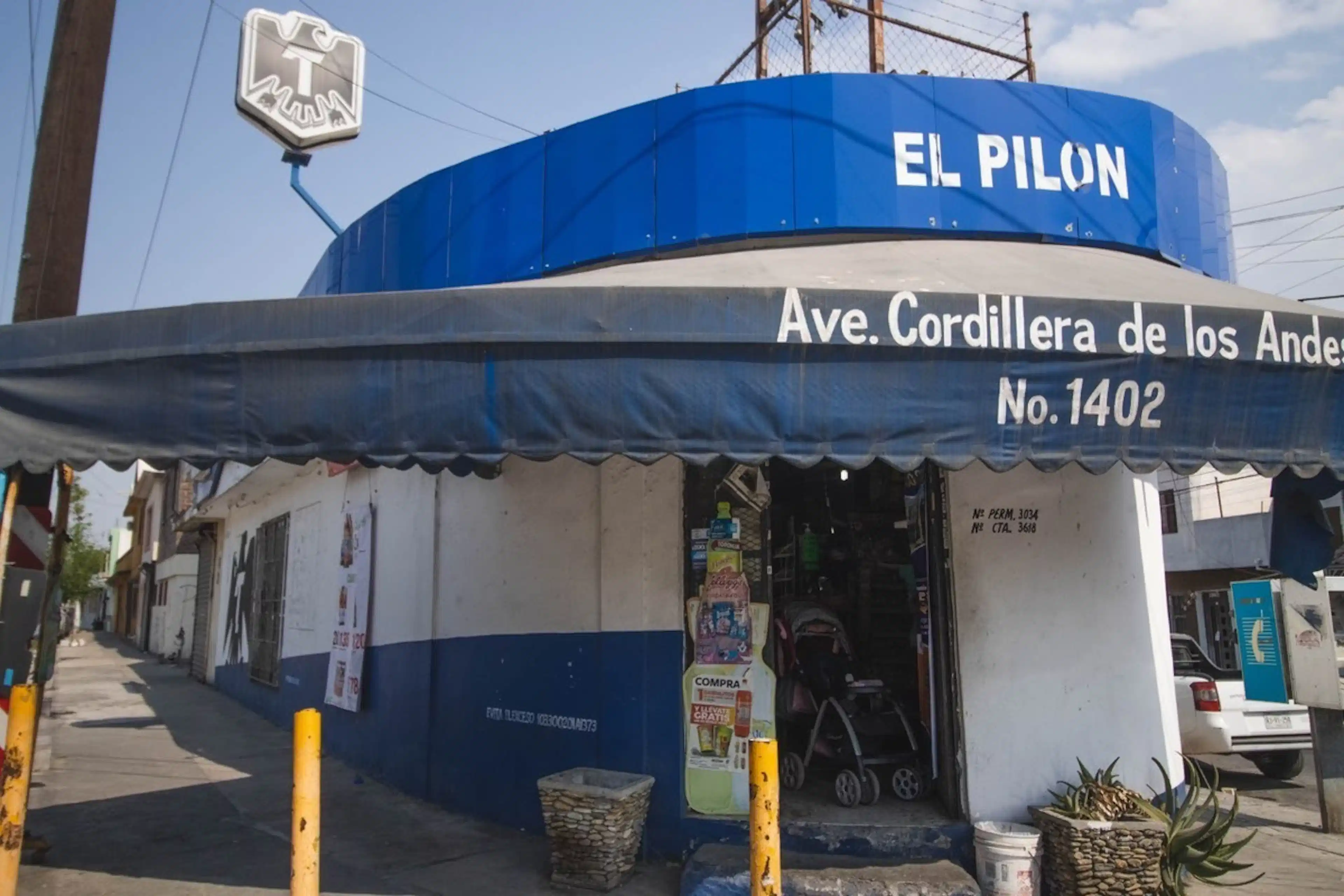 ¡Se traspasa CARNICERIA Y ABARROTES en San Nicolás NL!