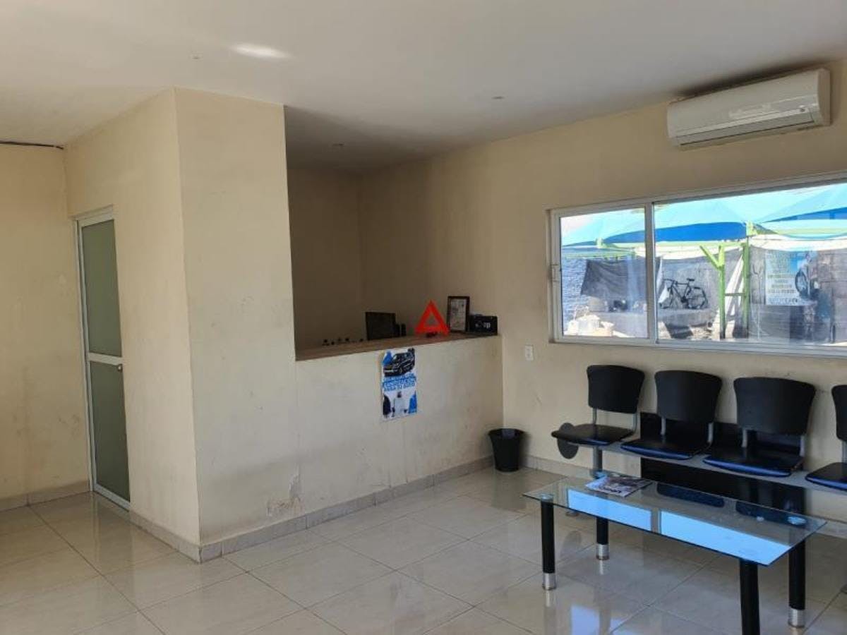 Local Comercial Spot2