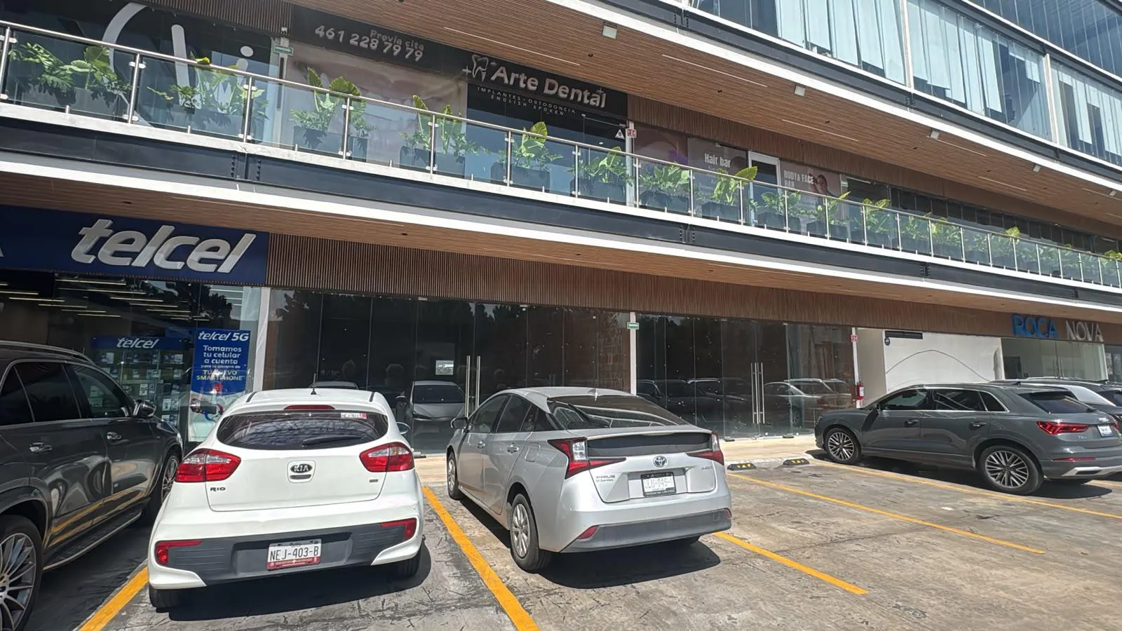 Local Comercial Spot2