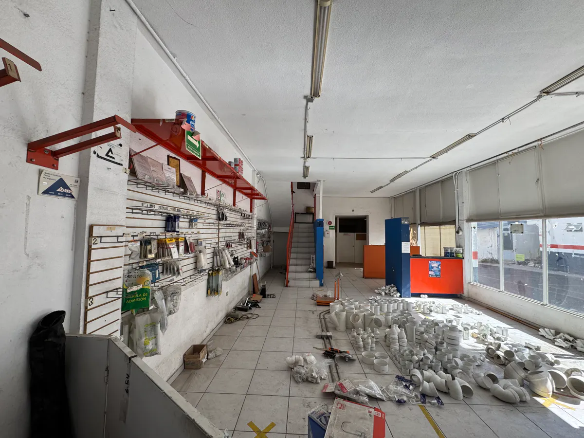 Local Comercial Spot2