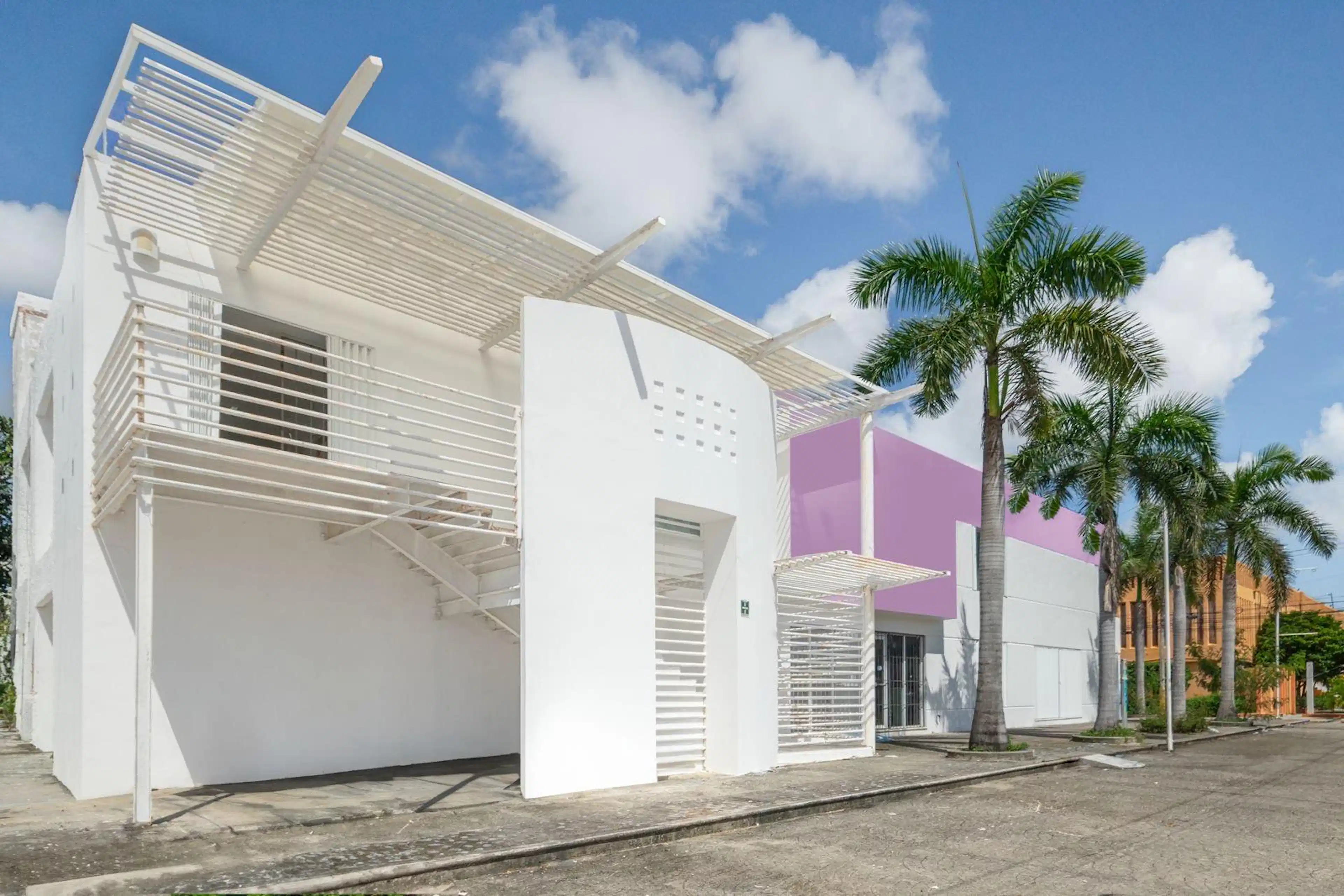 Oficina En Renta  Cancún Av. Tulum C4090 S/n