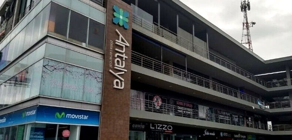 Local Comercial Spot2