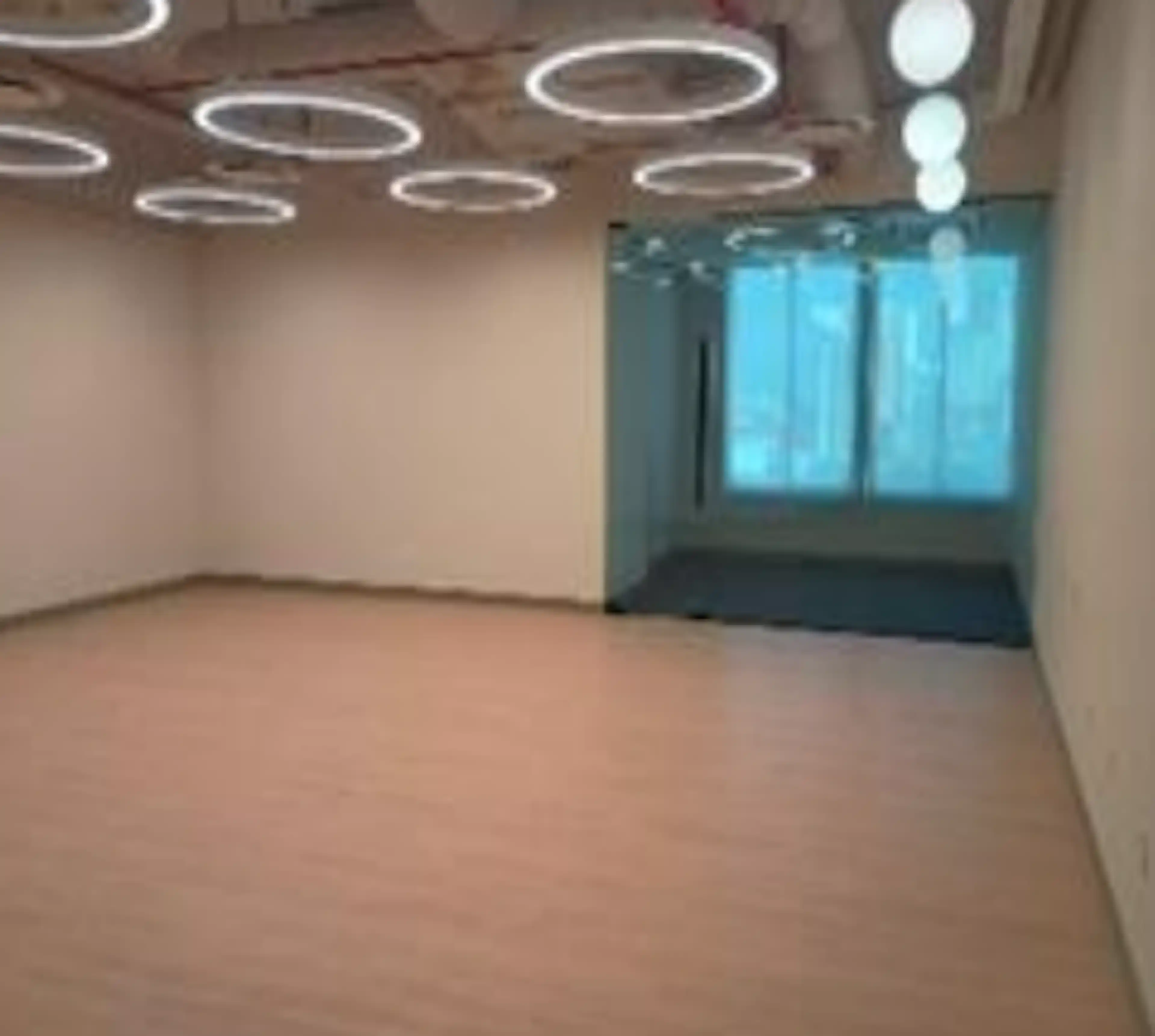 Piso 5 Oficina 7