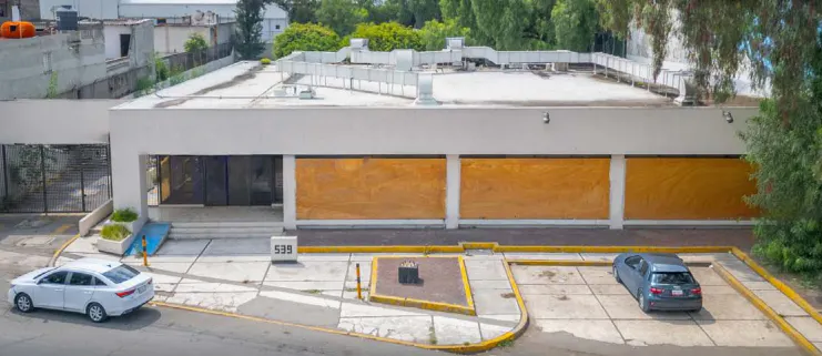 Local Comercial Spot2