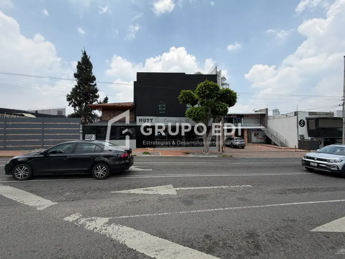 Local Comercial Spot2