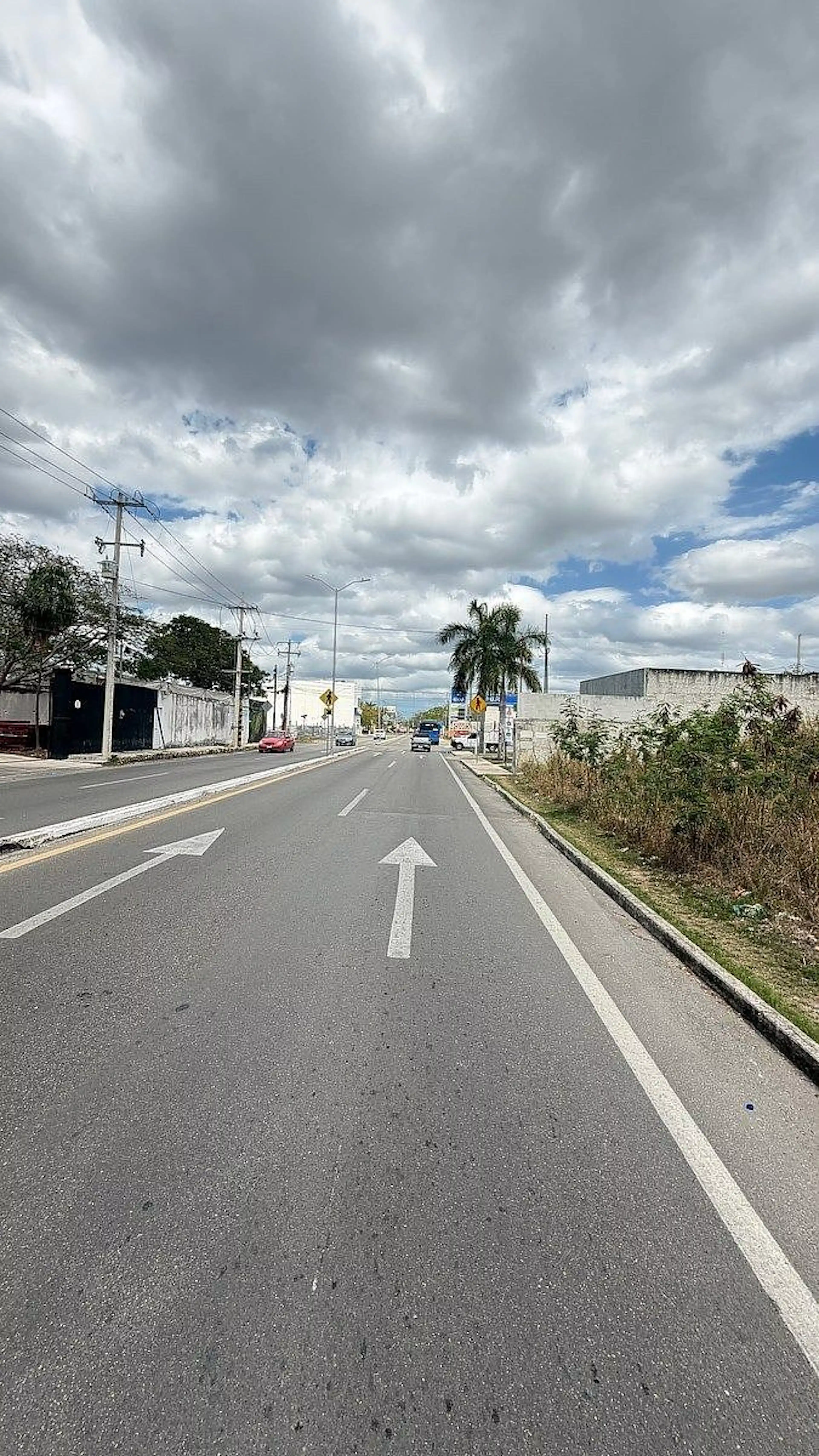 Terreno en Esquina Sobre Avenida Montebello!