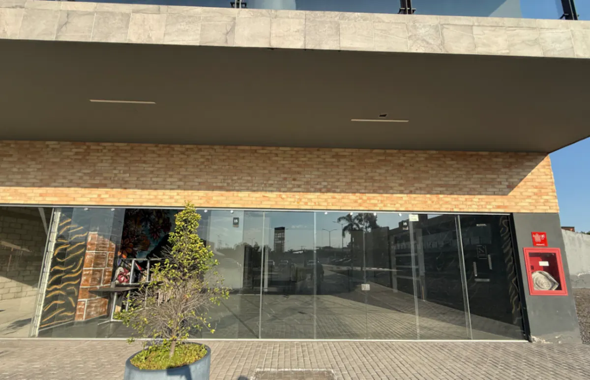 Local Comercial Spot2