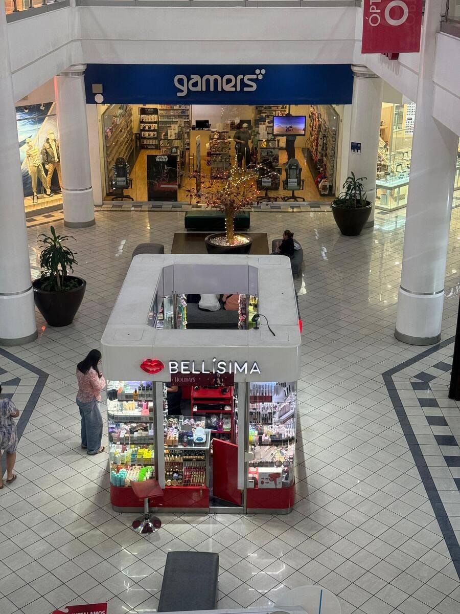 Local Comercial Spot2