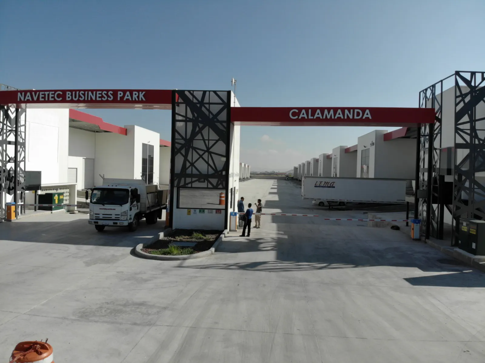 Local Comercial Spot2