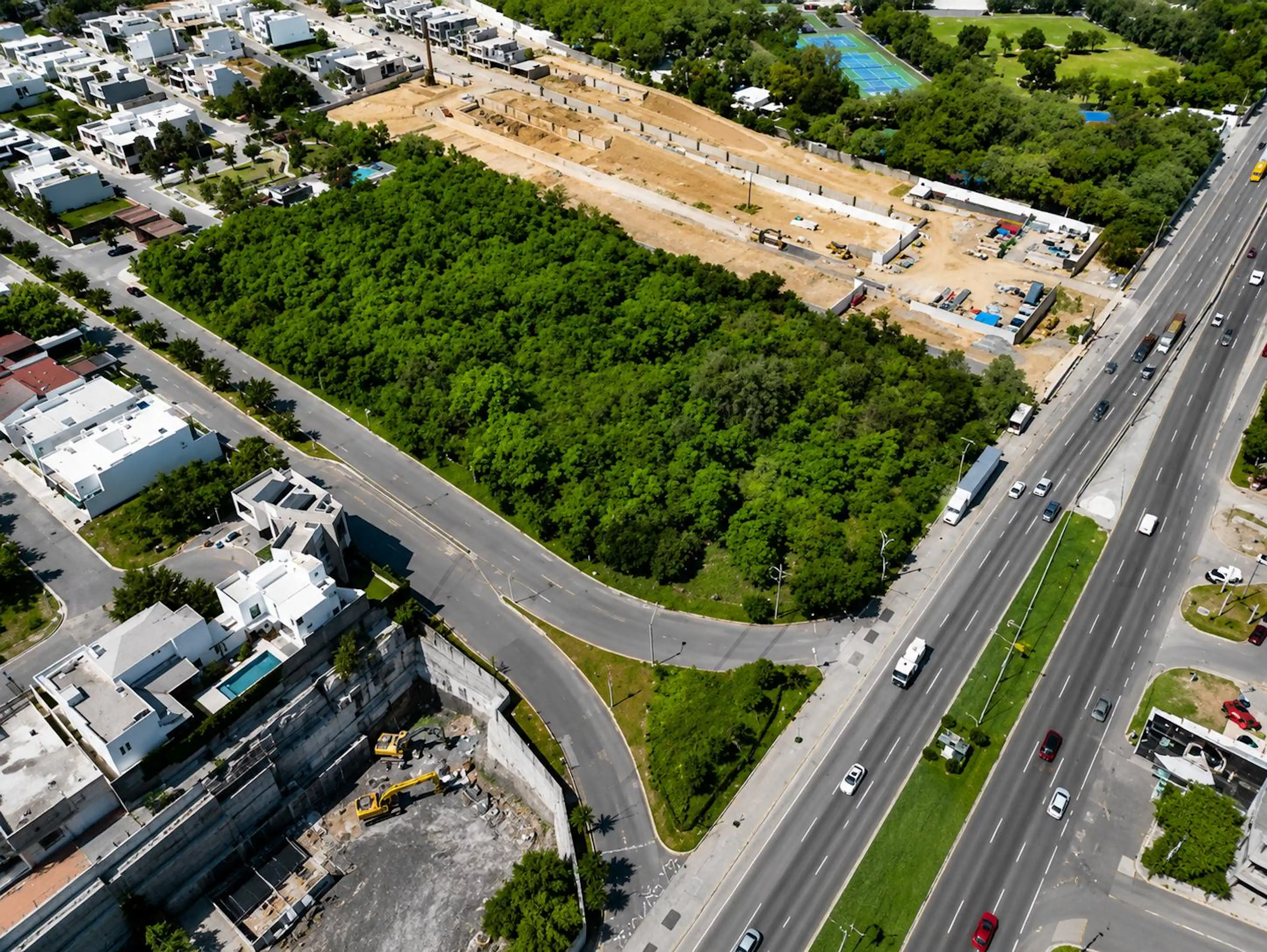 Terreno Comercial Uso Mixto Frente A Carretera Nacional Zona El Barro