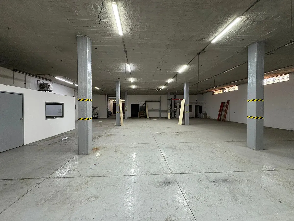 Industrial Spot2