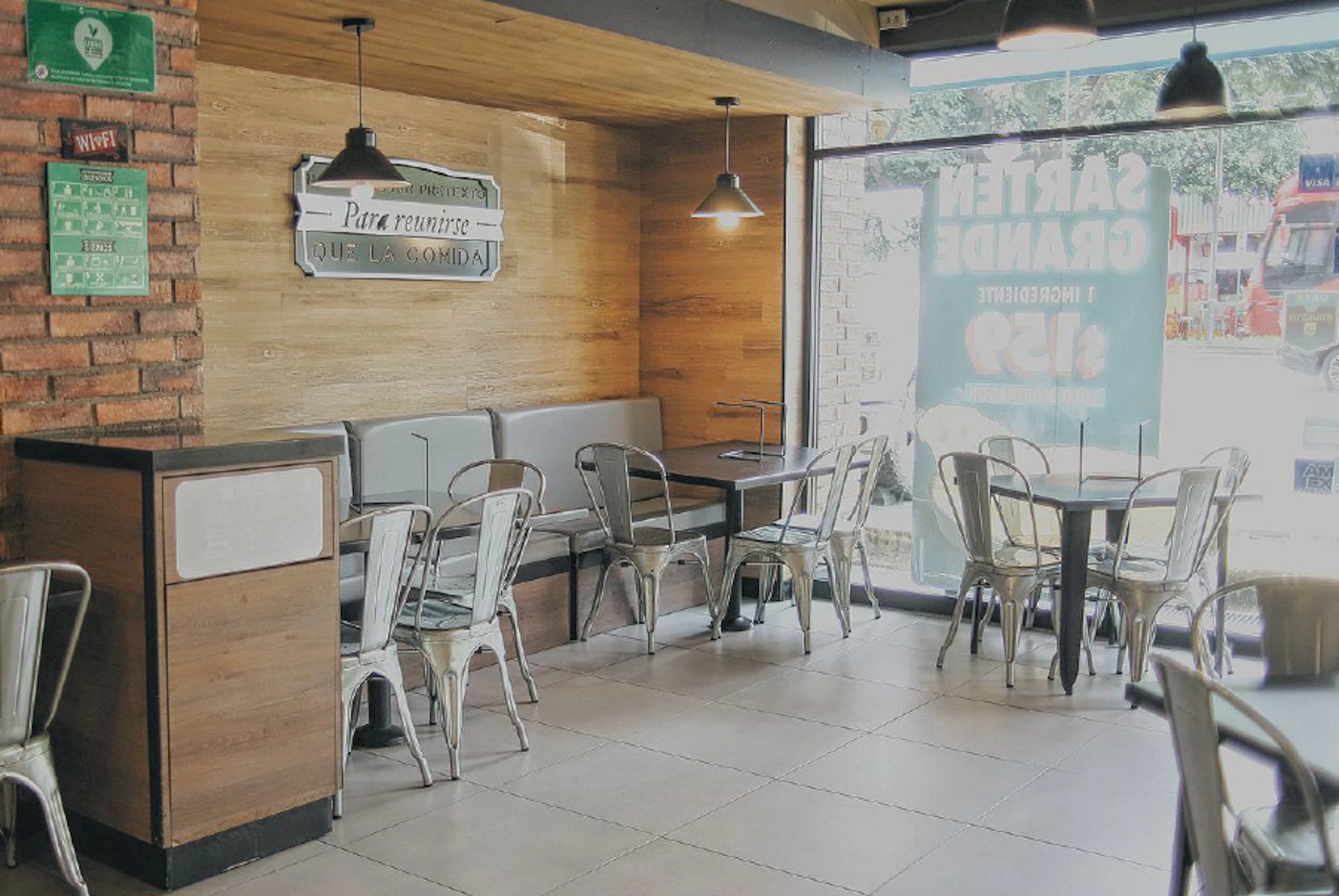 Local Comercial Spot2