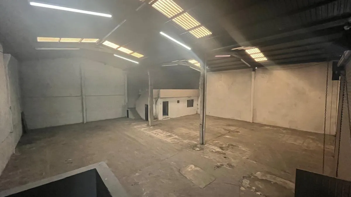 Industrial Spot2