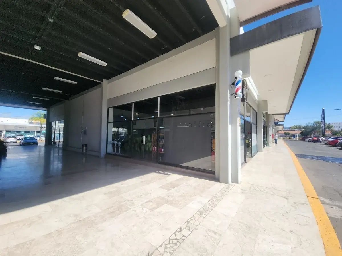 Local Comercial Spot2