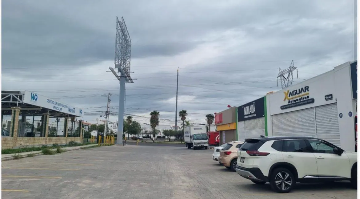 Local Comercial Spot2