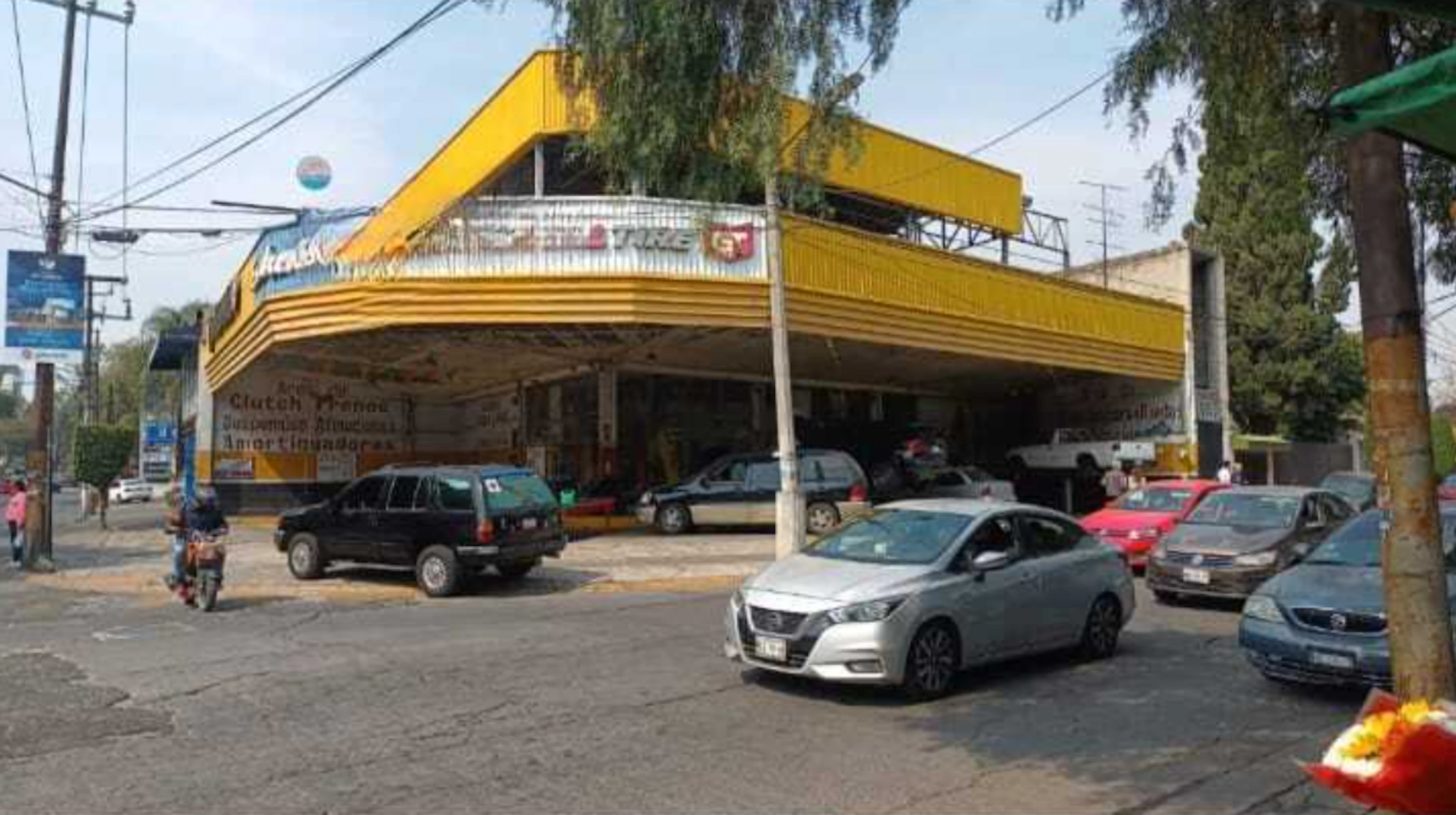 Local Comercial Spot2